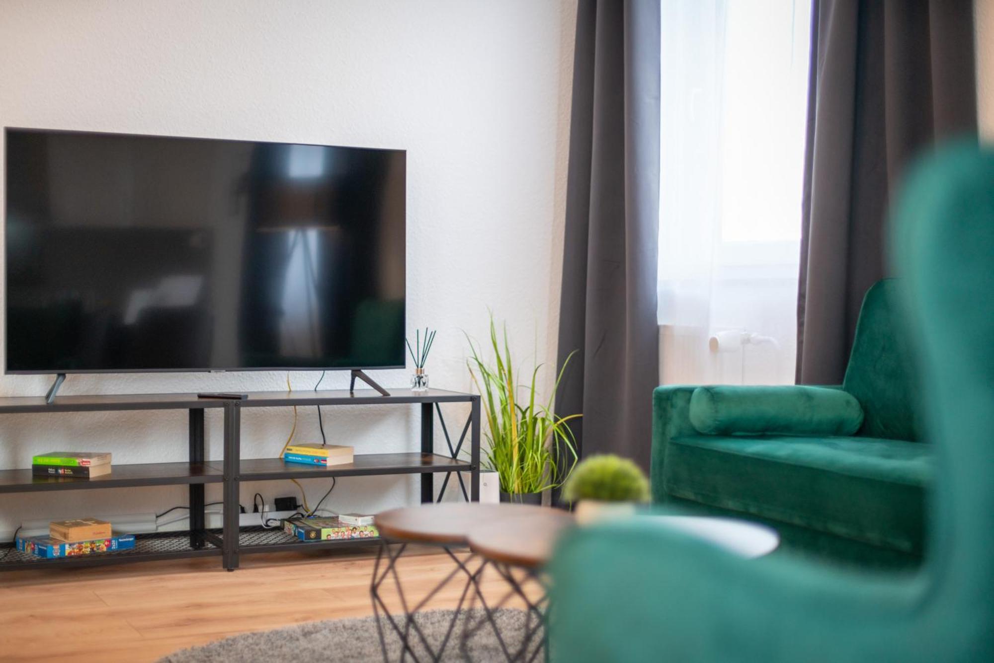 Free Living - City Design Apartments, Zentrum, Outlet, Balkon, Kueche Wolfsburgo Exterior foto