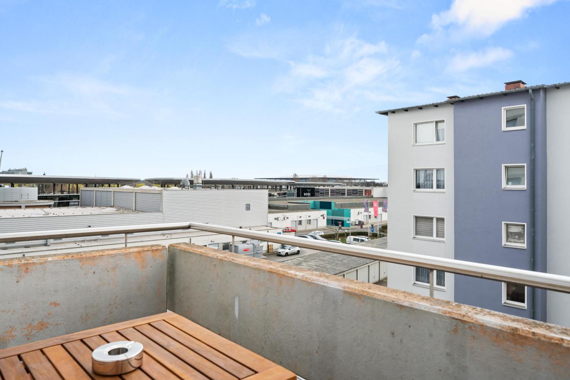 Free Living - City Design Apartments, Zentrum, Outlet, Balkon, Kueche Wolfsburgo Exterior foto