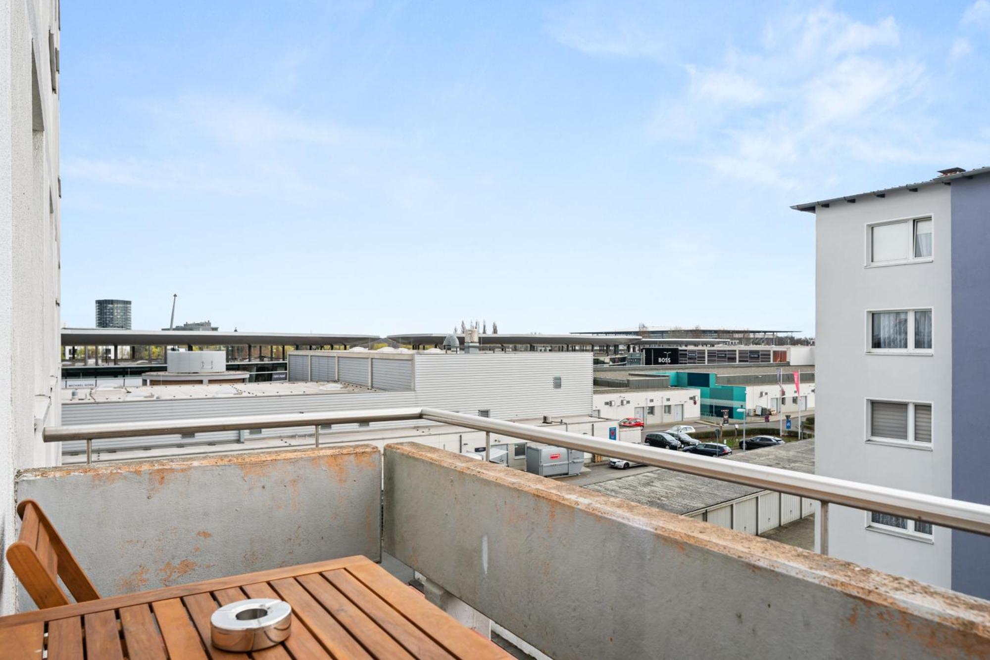 Free Living - City Design Apartments, Zentrum, Outlet, Balkon, Kueche Wolfsburgo Exterior foto