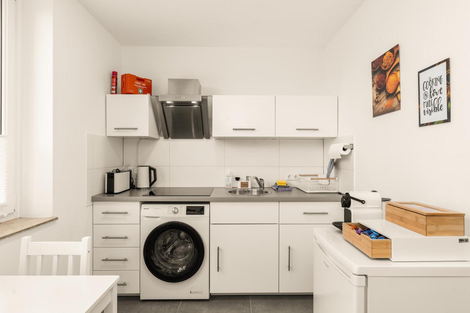 Free Living - City Design Apartments, Zentrum, Outlet, Balkon, Kueche Wolfsburgo Exterior foto